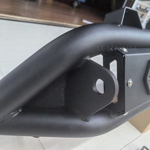 กันชนหน้าสำหรับรถกระบะ4X4 LE-STAR กันชนหน้าเหล็กกันชนรถยนต์สีดำใหม่ - Product Image 4