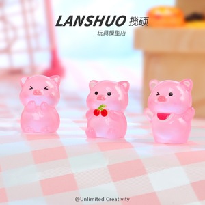 Figurine de cochon de dessin animé en résine, effet lumineux dans le noir, mini porte-clés animal, décoration d'intérieur, pour studio créatif DIY Rainbow Candy - Product Image 3
