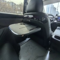 Mesa Plegable para Asiento Trasero Chery ICAUR V27 2026 con Carga Inalámbrica, Portavasos, Luz Ambiental, Bolsillo de Almacenamiento, Accesorio para Viajes por Carretera