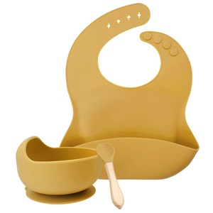 Juego de Alimentación para Bebés 3 en 1, Incluye Platos y Cuchara, Baberos de Silicona Impermeables Multicolores, Suaves, Unisex, de 10 a 72 Meses - Product Image 1