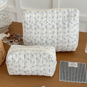 Nouvelle trousse de maquillage florale noire et blanche, grande capacité, portable, de qualité supérieure, pour le transport transfrontalier - Product Image 4