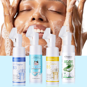 KORMESIC 150ml limpiador Facial al por mayor vitamina B3 y B5 leche Aloe Vera limpieza Mousse hidratante calmante - Product Image 1