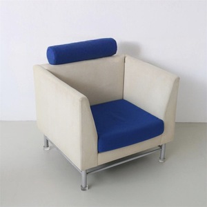 Poltrona Memphis Stile Mid-Century, Divano Postmoderno a Contrasto di Colore, Arredamento di Design per Studio, Hotel e Spazi Commerciali - Product Image 3
