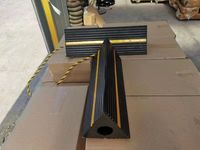 Cale de roue en caoutchouc pour avion, robuste, haute intensité, durable, réfléchissante, 456*158*134 mm, vente en gros d'usine