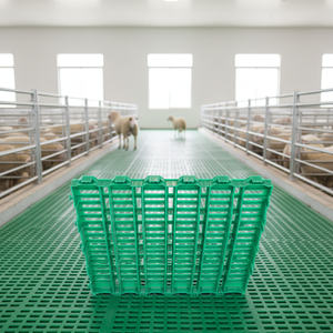 Nouveau revêtement de sol à lattes en plastique PP vierge doublement renforcé, construction à clipser, haute résistance à la charge, résistant à la corrosion, pour moutons - Product Image 1