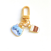Porte-clés en métal émaillé personnalisé avec logo de dessin animé, mode, chat mignon, accessoires suspendus pour le café, pendentif, porte-clés personnalisé pour sacs
