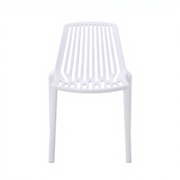 Chaise de bistrot en plastique empilable pour restaurant, moderne, en résine PP, prix d'usine en gros, pas cher