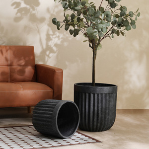 Vaso per Fiori in Argilla di Magnesio Extra-Large con Motivo Verticale Imitazione Cemento, Stile Nordico per Piante Verdi e Ficus Paradiesis - Product Image 3