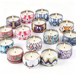 Bougie en pot à la rose avec couvercle blanc, boîte haut de gamme, formule naturelle à base de soja, collection raffinée pour boutique - Product Image 1
