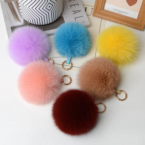 Fluffy Real Fox Fur <span class=keywords><strong>Pom</strong></span> Poms Metal Ring Pendant pour femmes Fourrure Pompom Keychains 10 11 12 13 14 15cm Pompons Ball Car Key Chain - Product Image 2