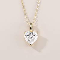 Collier pendentif en forme de cœur en cristal de glace, plaqué or, plaqué argent, plaqué rhodium, chaîne en laiton avec zircon, bijoux hip-hop