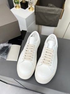 High Quality Men's Winter <b>Walking</b> Shoes Low-<b>top</b> Designer Luxury Genuine Leather Lace-up Platform Casual Flats Vintage Hot Sell - Product Image 4