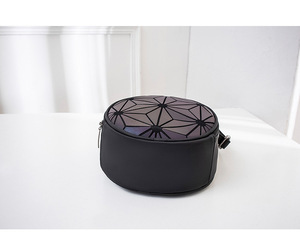 <span class=keywords><strong>Sac</strong></span> tendance pour femmes, <span class=keywords><strong>sac</strong></span> à bandoulière simple, petit <span class=keywords><strong>sac</strong></span> rond de style Miyake Niche populaire confortable et pratique - Product Image 2