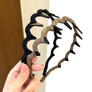 2026 Wave Large Teeth Headband Women Non-Slip <b>Cloth</b>-Wrapped French Hair Hoop for <b>Face</b> Washing - Product Image 4