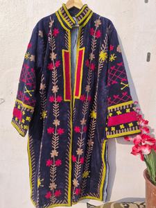 Colección de la mejor calidad, chaqueta larga de terciopelo SUZANI hecha a mano |   Abrigo de invierno bohemio con bordado floral a precio de mayorista - Product Image 3