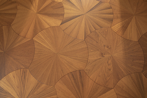 Lantai Kayu Jati Multi-layer yang Dapat Disesuaikan, Tahan Air, Anti-selip, Struktur Stabil, Finishing UV, Permukaan Halus untuk Rumah - Product Image 4