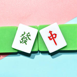 Oferta Especial: Fichas de Mahjong de Resina al por Mayor, Accesorios de Joyería Chinos con Diseño Kawaii - Product Image 1