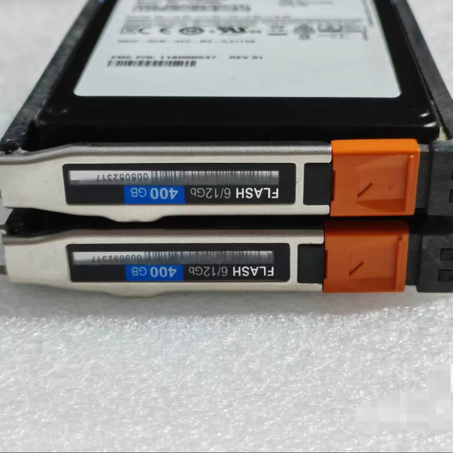 400G 12Gb SAS SSD D4-2SFX-400 D4FC-2SFX-400 Internal for Unity380 Unity480 Unity680 D4-D2SFX-400 D4FC-D2SFX-400 Server
