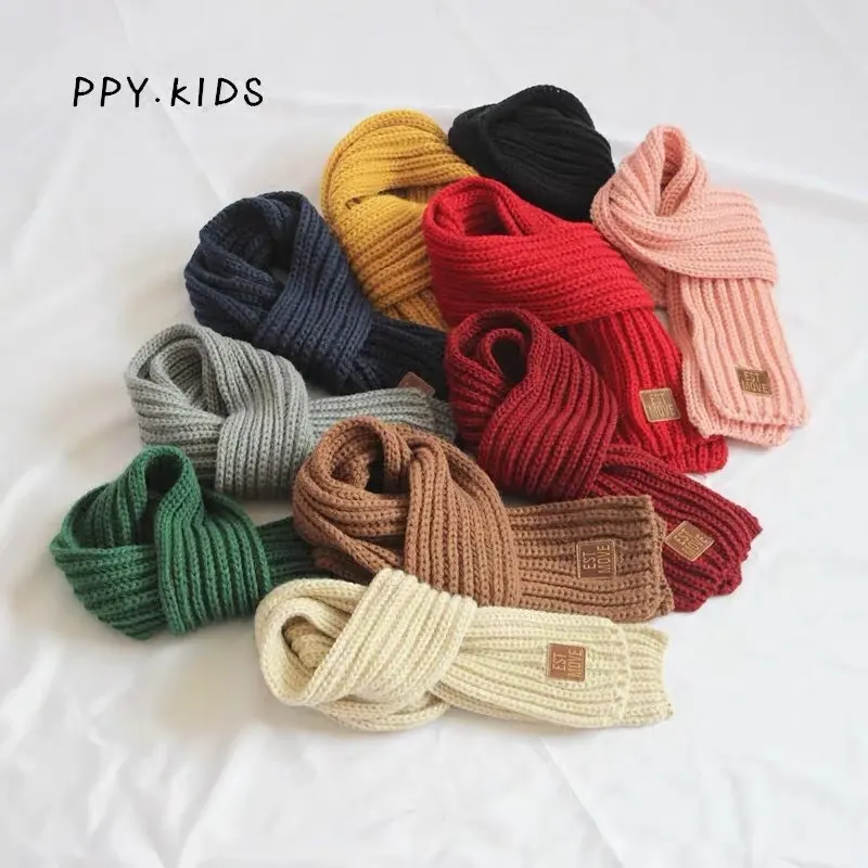 Children's scarf in autumn and winter; cute knitted knitting Plain scarf for babies and girls