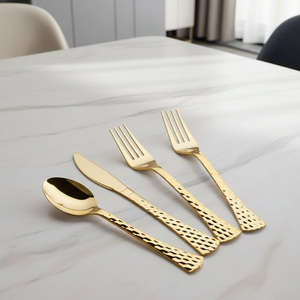 Ensemble <span class=keywords><strong>de</strong></span> vaisselle jetable élégant en <span class=keywords><strong>plastique</strong></span> avec <span class=keywords><strong>couverts</strong></span> argentés <span class=keywords><strong>pour</strong></span> mariages et fêtes, en PS robuste, qualité alimentaire - Product Image 1