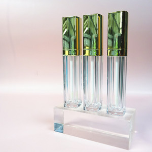 Emballage personnalisé pour gloss et rouge à lèvres liquide en PETG, 8 ml, avec bouchon à vis, surface métallisée, contenants vides - Product Image 3