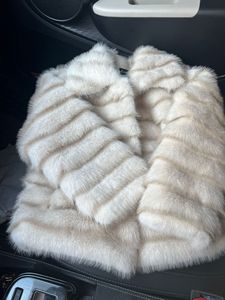 Abrigo Largo de Invierno para Niñas, Cálido y Esponjoso, Colores Macaron, a la Moda, OEM, Manga Larga - Product Image 4