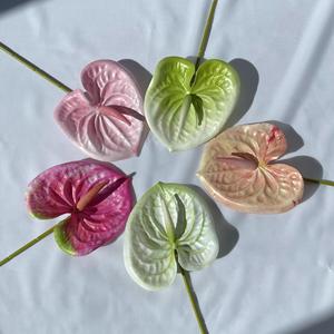 Fleur artificielle Anthurium en caoutchouc souple, 30cm-100cm, pour décoration de mariage et de maison, plante verte, décoration de vase de bureau - Product Image 1