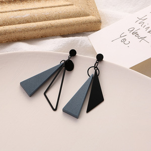 <strong>Japanese</strong> New Vintage Wooden Asymmetric Earrings Triangle Women's Pendant S925 Silver Needle Earrings No Hole Earclip - Product Image 3