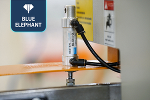 เครื่องเจียรขอบไม้/พีวีซีอัตโนมัติสำหรับการทำเฟอร์นิเจอร์เครื่องจักร CNC - Product Image 2