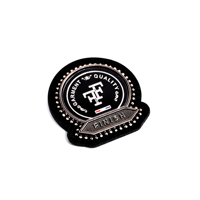 Étiquette en cuir avec logo métallique 3D personnalisé, étiquette de col de vêtement en cuir microfibre noir de qualité supérieure, marque de commerce cousue ornée de strass