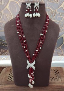 Conjunto de Joyería Mala con Cuentas Hechas a Mano Tradicionales, con Piedras de Primera Calidad y Aretes Coordinados para Ocasiones Culturales y de Moda - Product Image 4
