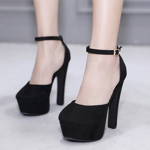 รองเท้าส้นตึกแบบหุ้มข้อหัวแหลมสำหรับผู้หญิงรุ่นใหม่ปี 2026 สำหรับฤดูร้อน กันน้ำ พื้นยาง สีดำ - Product Image 4