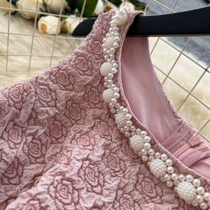 فستان سهرة فاخر بتصميم كلاسيكي مزين بالخرز برقبة مستديرة وبدون أكمام مع كورسيه مزين بالزهور للحفلات الصيفية الأنيقة - Product Image 5