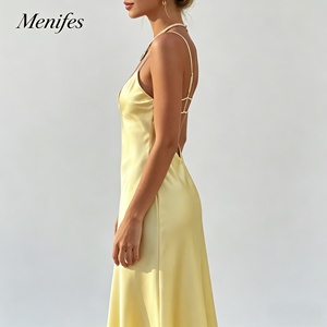 Vestido Midi Elegante Personalizado <span class=keywords><strong>para</strong></span> Mujer, Amarillo Satinado, Cuello en V, Tirantes Finos, Espalda Descubierta, <span class=keywords><strong>para</strong></span> Eventos Formales, Bodas, Cócteles - Product Image 3