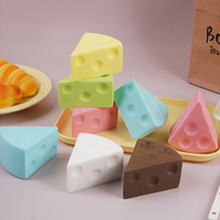 Balle anti-stress Zoey Squishy en forme de fromage, jouet sensoriel en caoutchouc souple, simulation alimentaire, pour adultes et enfants, soulagement du stress, cadeaux de fête, usage quotidien