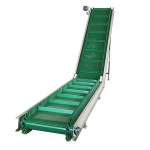 Up-lereng garis konveyor dengan rok tepi Memuat sabuk mesin cetak injeksi kecil mesin pengangkat konveyor makanan pelet - Product Image 1