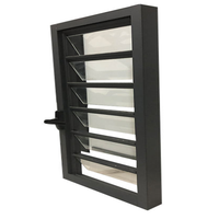 Stores en verre sur mesure, décoration intérieure et extérieure, insonorisation et protection de la vie privée, portes et fenêtres de bâtiments.
