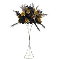 Vente en gros de compositions florales artificielles en rose noire et or avec plumes pour les mariages, événements, décoration de luxe en vrac