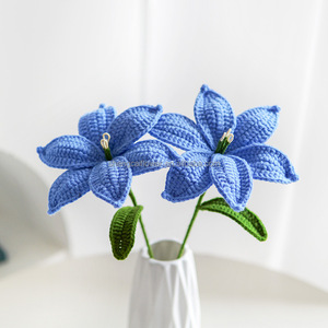 Envío Rápido desde EE. UU., en Stock, Flor de Lirio Tejida a Crochet, Ramo de Plantas Hecho a Mano, Flor Tejida a Crochet, Día de la Madre, Día de San Valentín - Product Image 3