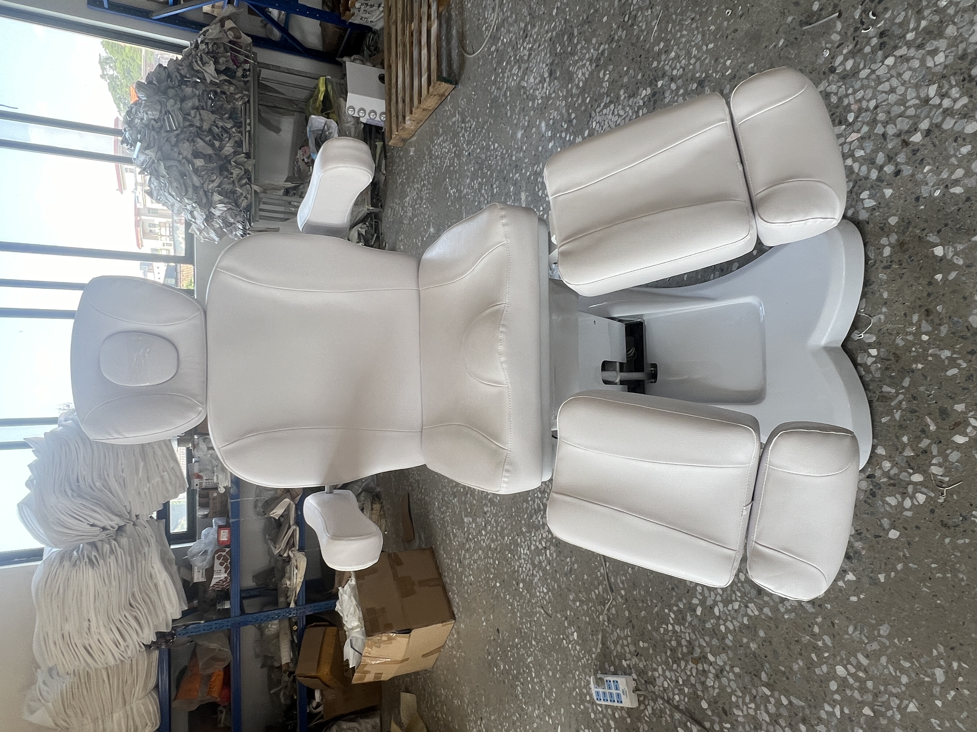 มอเตอร์ 2 ตัวพร้อมเก้าอี้