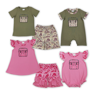 Conjunto de ropa de verano para niños con estampado de camuflaje y bordado de caja de pesca, estilo boutique. - Product Image 1