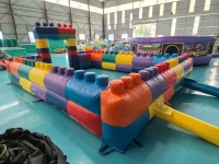 Équipement de terrain de jeu gonflable personnalisé pour enfants, pour l'intérieur et l'extérieur, avec clôture, mur et blocs de construction gonflables