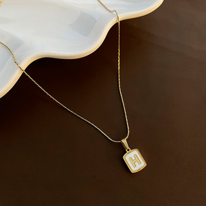 Collar con Colgante en Forma de H, Chapado en Oro de 18K, con Letras Cuadradas, Collar de Regalo para Mujer - Product Image 6