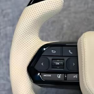 El volante de cuero es adecuado para Toyota Camry Land Cruiser LC200 LC300 Prado 150 200 120 está en color negro piano - Product Image 6