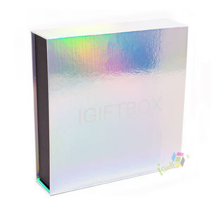 Boîte d'emballage de parfum de luxe en matériau holographique magnétique rigide écologique en gros avec <span class=keywords><strong>insert</strong></span> en éponge - Product Image 1