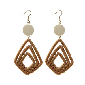 Boucles d'oreilles tissées Diamant géométrique Boucles d'oreilles tissées en rotin de couleur bois pour femmes Uionen 1031 - Product Image 5