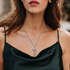 Merryshine Ciondolo Croce di Gesù con Corona di <span class=keywords><strong>Spine</strong></span> in Rame, Collana Religiosa Cristiana Cattolica per la Fede e la Protezione - Product Image 6