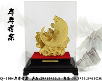 Usine en gros cadeaux décoration de bureau à domicile bonne entreprise chanceuse style chinois Feng shui statue modèle métal 24K poisson doré