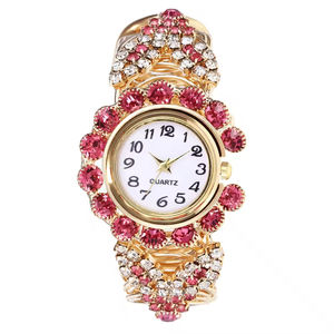 Montres vintage à la mode pour femmes bracelet en cristal de luxe montres montres à quartz pour femmes - Product Image 5