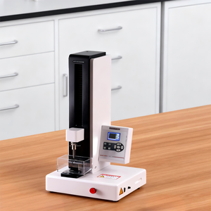 Machine de test de sécurité de retenue pour biberons, testeur de sécurité de retenue pour biberons en plastique, dispositif de test de sécurité de retenue pour biberons en verre - Product Image 1
